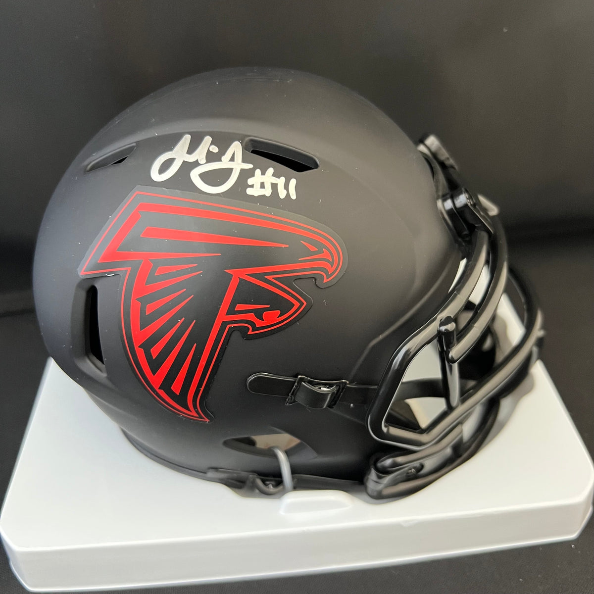 Julio Jones Autographed Falcons Eclipse Mini Helmet – Great Moments Sports  Cards