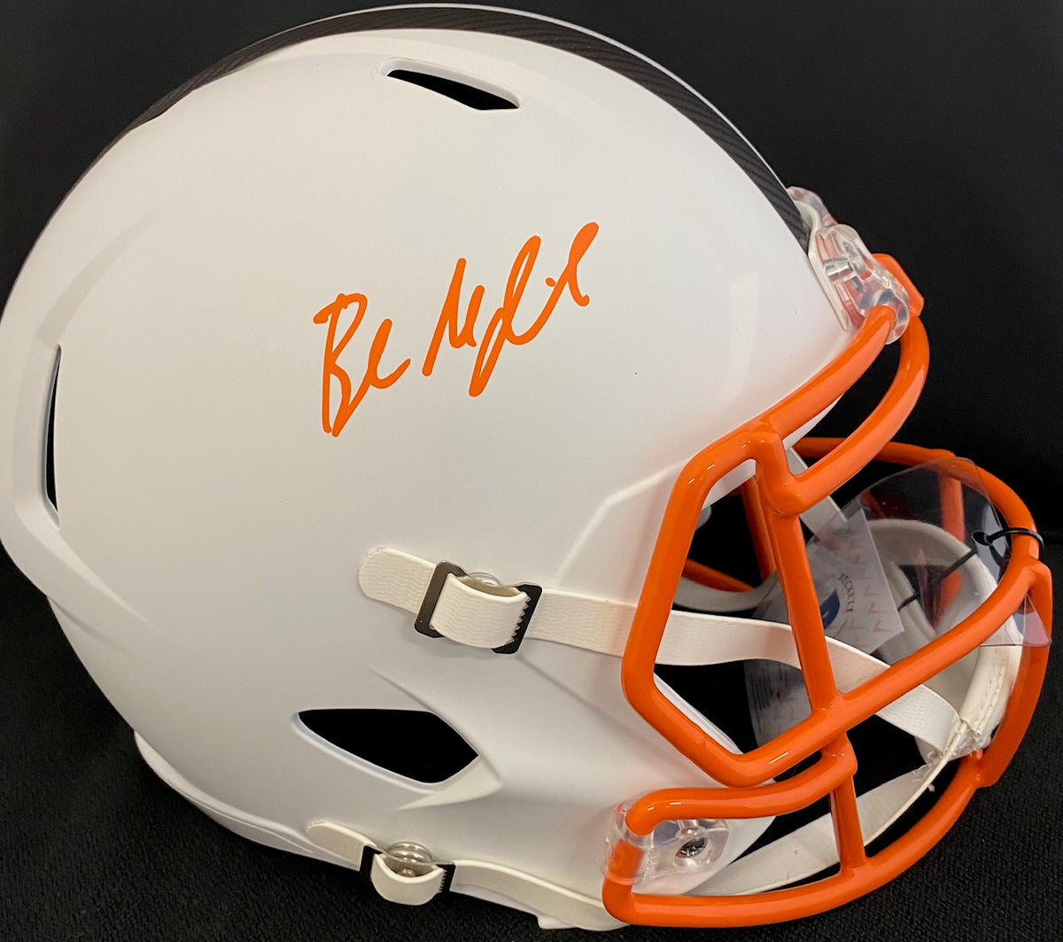 Baker Mayfield Autographed Browns Full Size White Matte Helmet – Great  Moments Sports Cards