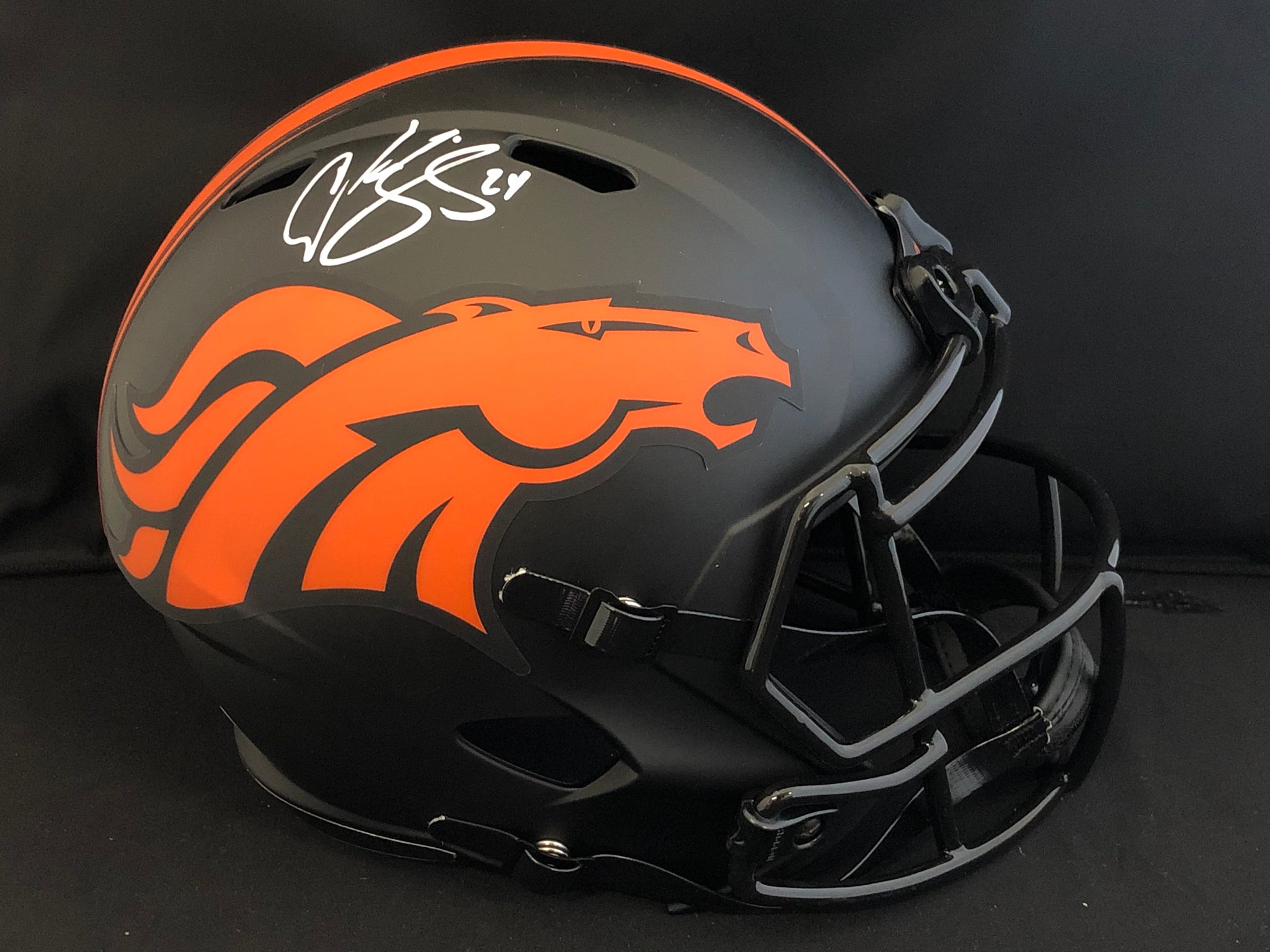 bulk autographed football helmets Hall Of Fame NFL 75th Anniversary Multi-Signed Full Size Helm Showpieces Sports Every box contains one (1) Autographed Full Size specialty helmet of the hottest NFL rookies Josh Allen Blue Autographed Authentic